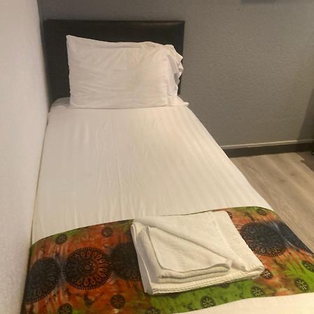 Abingdon Lodge Hotel 라이드 외부 사진