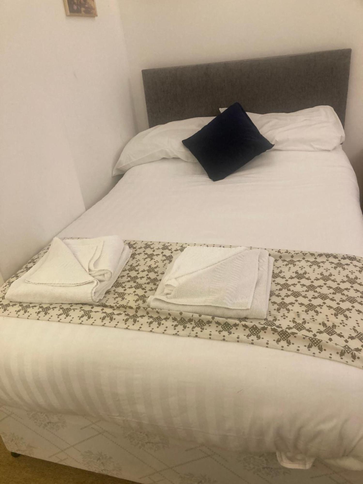 Abingdon Lodge Hotel 라이드 외부 사진