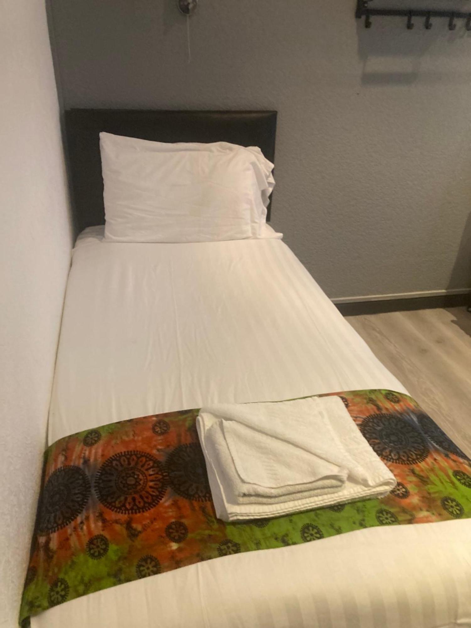 Abingdon Lodge Hotel 라이드 외부 사진